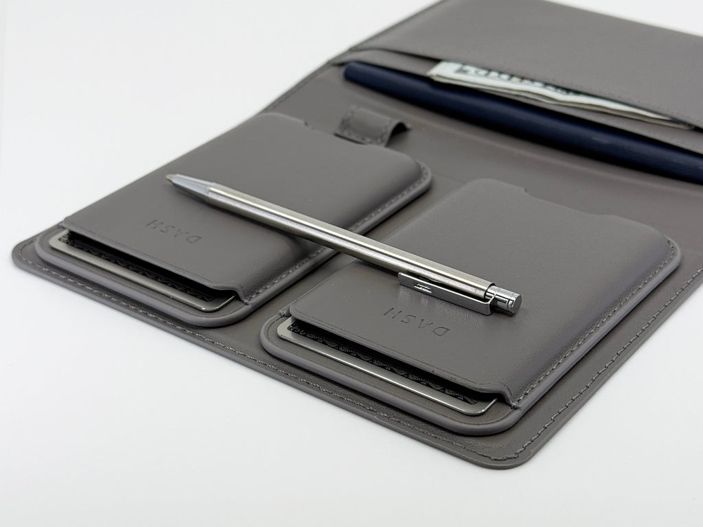 Passport Journal - Travel Pen, Bifold, 2x MagHolders