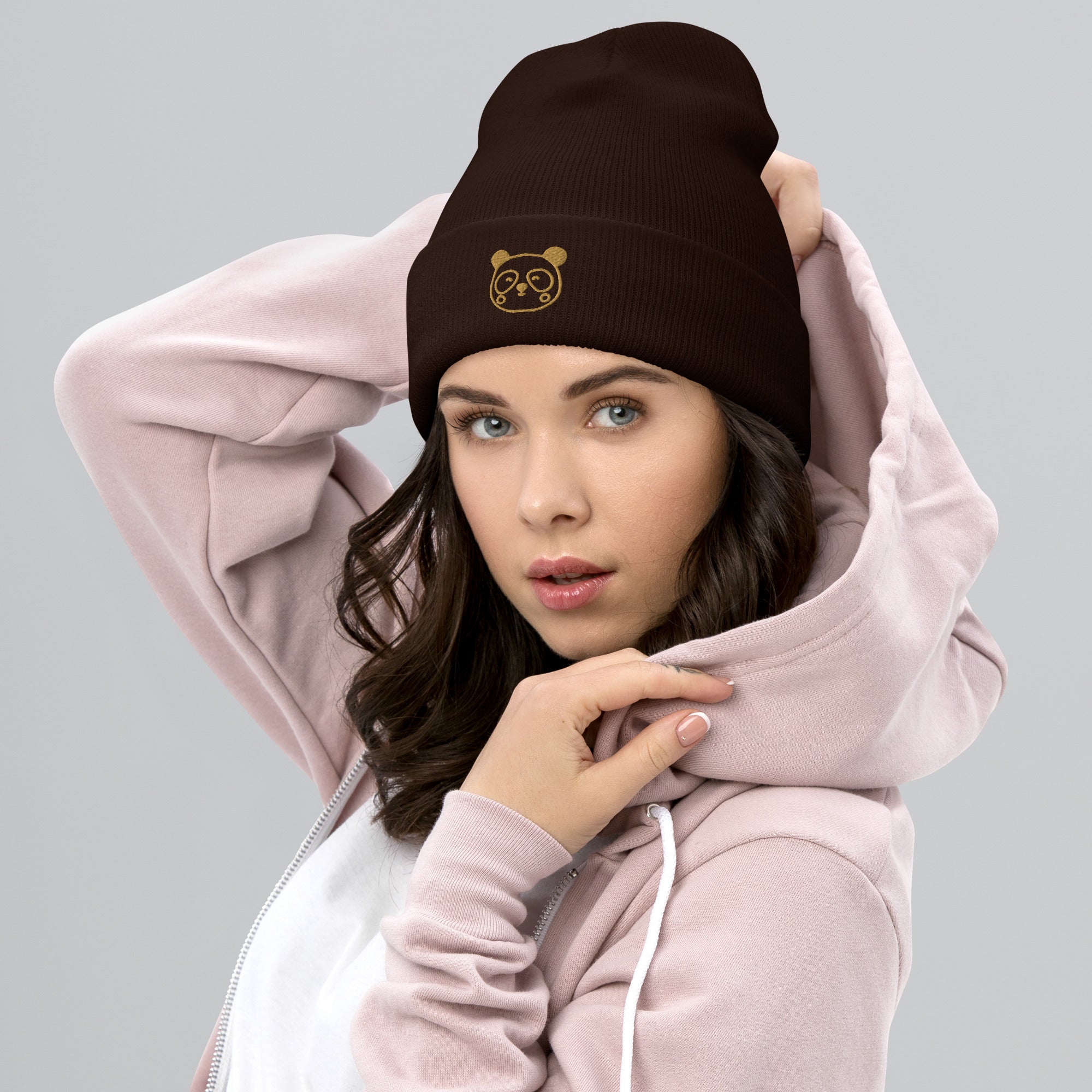 Playful panda beanie – unisex knit hat with panda motif, perfect for winter fashion and outdoor activities

